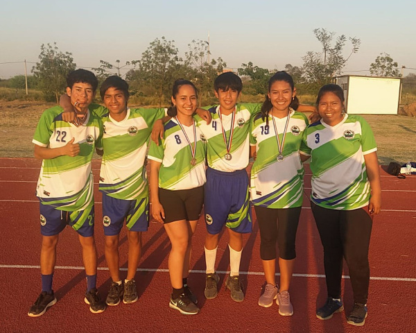 Estudiantes del Colegio Indígena Yalve Sanga ganan plata en torneo de Atletismo