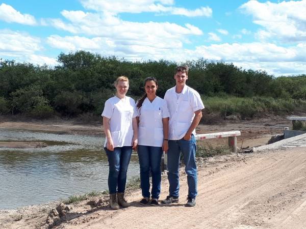 Pasantía rural de estudiantes de enfermería en la ASCIM