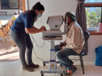 Pacientes del Sanatorio ASCIM aprovechan atención oftalmológica del Programa Visión