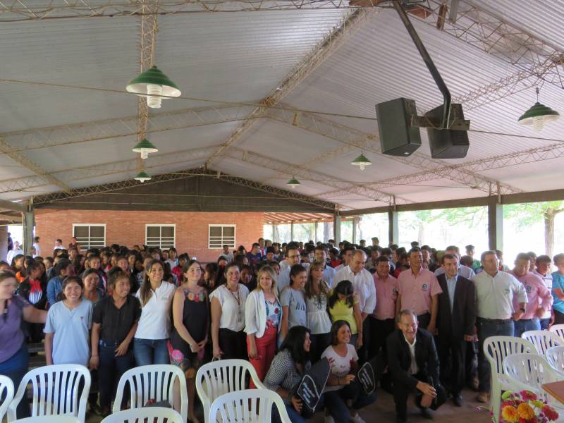 Regierungsdelegation in Yalve Sanga