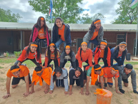 Uno de los 12 grupos del campamento CEA