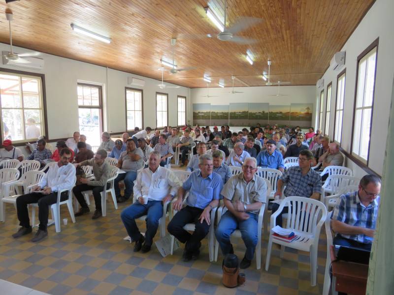 Halbjahresversammlung spricht über Mutualhilfe