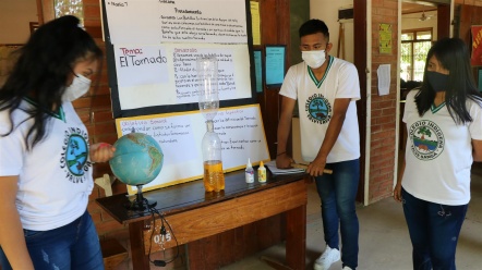 Feria de Ciencias en el Colegio Indígena Yalve Sanga 2021