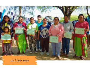 Participantes del curso de costura